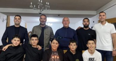 Iu vra djali Luan Haradinaj në ditën e lindjes, Nëna Rukë urohet sot nga familja