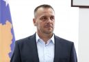 Ministri i Mbrojtjes thotë se nuk përjashtohet mundësia e një lufte me Serbinë