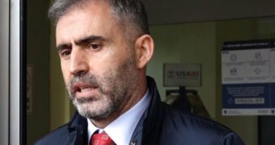 Besnik Berisha avokat i Enver Sekiraqës: Ja ku gjendet ai