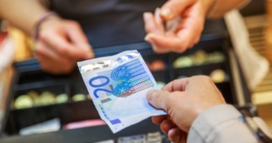 Nga sot, Euro valuta e vetme për transaksione në Kosovë