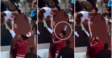 Novak Djokovic goditet me shishe në kokë, mënyra se si ndodhi bëhet virale në rrjet