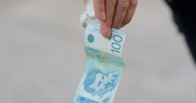 Kërkush s’po bëhet merak, dinari po vazhdon të operojë në Kosovë