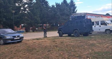 Policia po e bastis komunën paralele për Skenderaj, Elshani: Me gjasë do të mbyllet