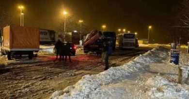 Reshjet e mëdha të borës, disa autobusë nga Kosova bllokohen në Kroaci