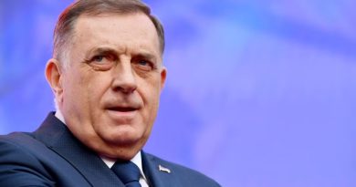 Millorad Dodik mbërrin në Moskë