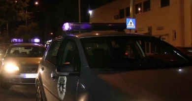 E kërcënon me thikë për 2 euro të miturin, arrestohet i dyshuari në Fushë-Kosovë