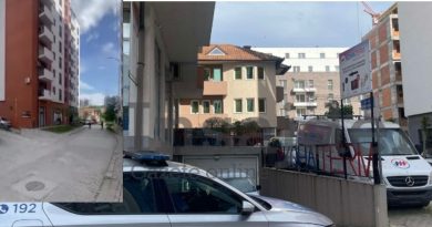 Dyshimet për vrasje në Rrugën B – në vendin e ngjarjes shihet edhe burri i Tiktokeres së njohur