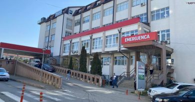 58-vjeçarja dyshohet se u plagos me pushkë ajrore në qafë e dorë – flasin nga QKUK për gjendjen e saj