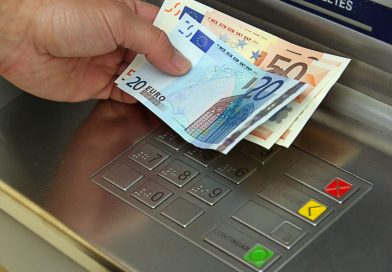 Diferencë deri në 200 euro, dallimet në pagën mesatare ndërmjet sektorëve në Kosovë sipas gjinisë