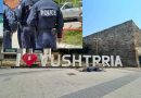 Rrahje, rezistencë ndaj policisë dhe arsenal armësh në Vushtrri – tre të arrestuar, dy policë të lënduar