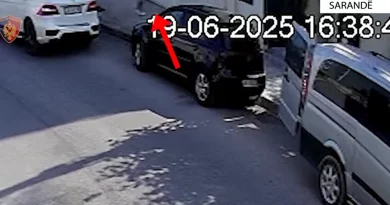 Sarandë: Arrestohet 29-vjeçari, dyshohet për vjedhjen e parave nga automjetet e turistëve