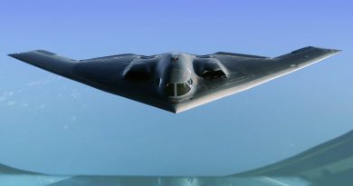 Amerika vendos afër Iranit bombarduesin që u shfaq për herë të parë gjatë luftës në Kosovë