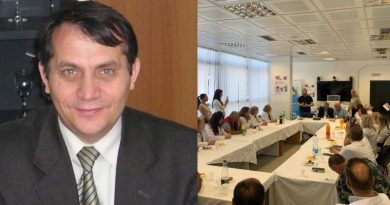 Pensionohet një nga mjekët më të njohur në Skenderaj