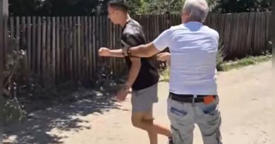 Zbulohet identiteti i shqiptarit dhe serbit që u përfshin në rrahjen në Veri – i riu shqiptar ndalohet në Polici