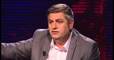 Shakohoxha: Faqezi është ai që dha urdhër për heqjen e flamurit me simbolet e UÇK-së nga stadiumi