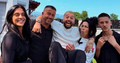 Gjesti uron Kurban Bajramin me një foto familjare: Uroj t’ju gjejë në paqe e lumturi