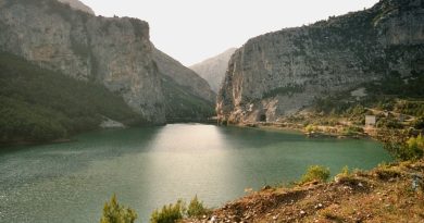 Tragjike në Shqipëri, mbytet në lum një 22-vjeçar