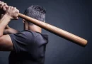 Ky është 31-vjeçari që u arrestua për goditjen me shkop druri në kokë, të 12-vjeçarit në Drenas