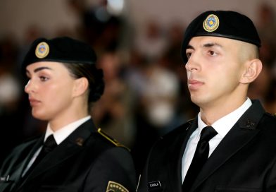 Pesë kadetë nga Kosova diplomojnë në Akademinë e Forcave të Armatosura të Shqipërisë
