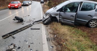 Detaje të reja nga aksidenti tragjik në rrugën Prishtinë–Gjilan, ku humbi jetën një grua pas përplasjes së dy veturave