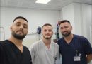 Reagim i shpejtë dhe profesional: Ekipi i Emergjencës në Skenderaj shpëton jetën e një 2-vjeçari – i kishte mbetur në fyt mishi me asht