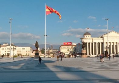 Maqedonia paralajmëron taksa për të pamartuarit për shkak të rënies drastike të natalitetit