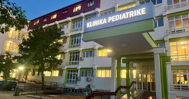 Skandaloze: Gazetari tregon se në Pediatri mungon glukoza që kushton 1 euro, e tasat për analiza që kushtojnë 20 cent
