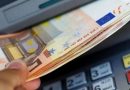 Nga ky muaj punëtorët e shtetit do të marrin 55 euro më shumë në rrogë