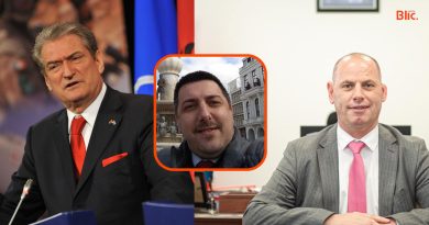 Syla: Lladrovci si Sali Berisha, edhe pas 3 mandateve dëshiron ta mbajë pushtetin me arrogancë Syla: Lladrovci si Sali Berisha, edhe pas 3 mandateve dëshiron ta mbajë pushtetin me arrogancë