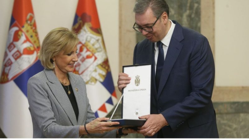 Dy kongresmene amerikane i shkruan Trumpit, propozojnë që Serbia ta njohë Kosovën
