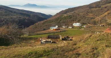 Një person dyshohet se u gjet pa shenja jete në vikendicën e tij në mal