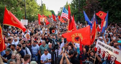 E mbështeste VV-në, tani njohësi i godet ashpër: Eksponentë të VV-së të mërzitur nga numri i madh i protestuesve