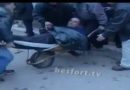 Djali i dëshmorit të vrarë tek Ura e Ibrit: Kur e kanë plagosë, e ka çu kokën me pa kush e ka kapë, shqiptarët apo serbët