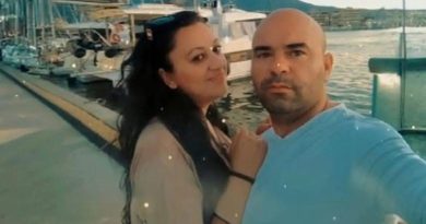Zbardhet dëshmia e plotë e burrit që vrau gruan në Greqi: I kërkoj falje 4 fëmijëve Zbardhet dëshmia e plotë e burrit që vrau gruan në Greqi: I kërkoj falje 4 fëmijëve