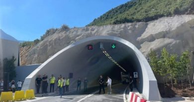 Edhe disa ditë shtrenjtohet rruga për deti, 5 euro pagesë një drejtim në tunel