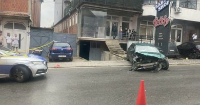 Aksident trafiku në ‘Kodrën e Trimave’ në Prishtinë, një person i lënduar