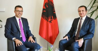 Emërimi i dostit të Kurtit në krye të ATK-së, Çitaku: Shokët e familjarët vetëm për dasma, apo?