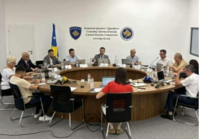 Pavarësisht paralajmërimit të ShBA-së, nuk certifikohet Lista Serbe