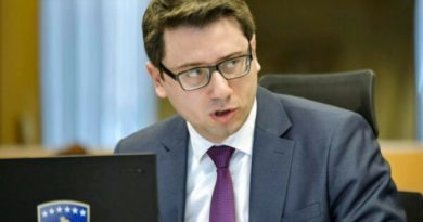 Murati ia kthen Tahirit: Pensionet për kategoritë e luftës ne i rritëm me 20%, kur udhëhoqët ju u rritën 0%