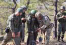 Ushtarët amerikanë bashkë me ata shqiptarë duke stërvitur pjestarët e FSK-së në përdorimin e mortajave