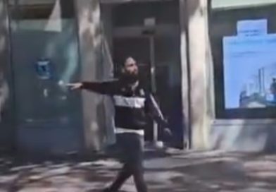 Pesë të plagosur nga një sulm me thikë në Francë, autori vritet nga policia pasi ai refuzoi të dorëzohej