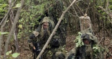 Ushtarët e FSK-së përgatiten për qitje nga distanca të largta