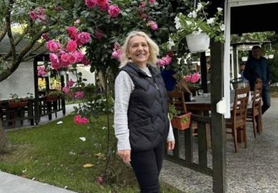 Lajm i hidhur: Ndërron jetë në moshë të hershme zyrtarja komunale, Bukurije Koshtova