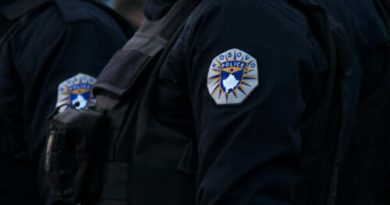 Rrahje në një kafene te Xhamia e Llapit, theret me thikë një person