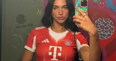 Dua Lipa e vesh fanellën e Bayernit, klubi ‘mahnitet’: E kuqja është definitivisht ngjyra e jote