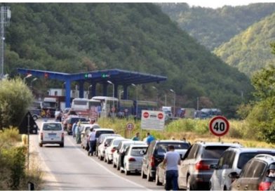 Pritje deri në 20 minuta në dalje nga Kosova te Dheu i Bardhë