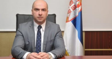 Mbahet shqyrtimi fillestar ndaj Simiqit dhe Vukasinoviqit për sulmin ndaj gazetarëve në Leposaviq