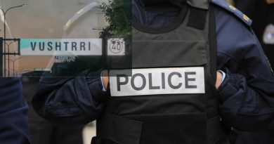 Dy vëllezërit nga Vushtrria të dyshuar për tentim vrasjen, akoma në arrati