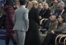 Moment i sikletshëm për Dimal Bashën në ceremoninë e KFOR-it – nuk gjen vendin ku të ulet, Vjosa Osmani e injoron