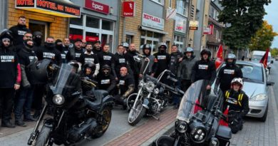 Motoristët defilues arrijnë afër Hagës: “Bubullima do dëgjohet në çelit e çlirimtarëve”